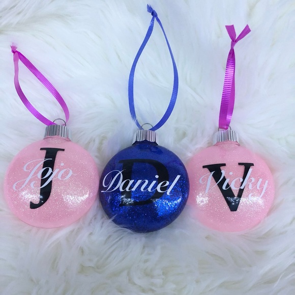 Christmas Personalized Ornaments - Picture 1 of 3